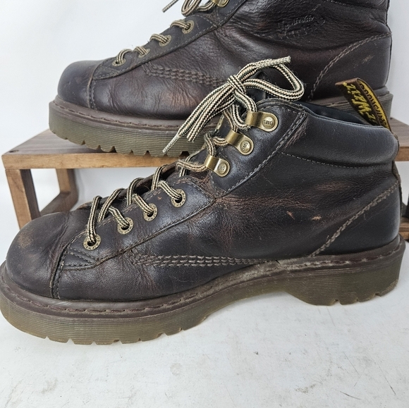 Dr. Marten men's size 12 - Picture 3 of 7